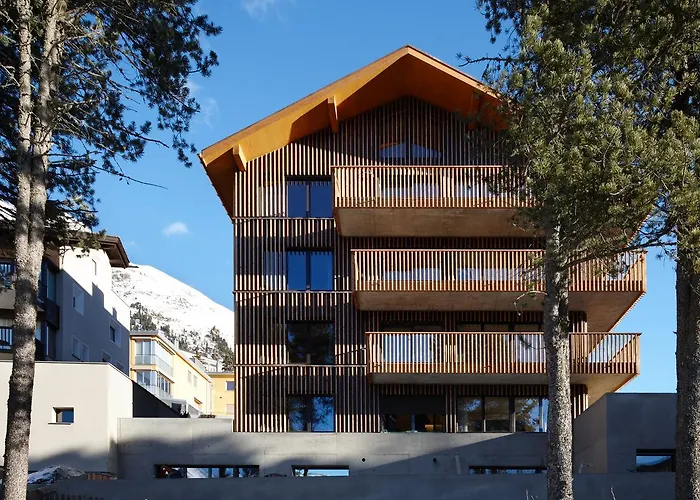 Alpine Lodge Chesa Al Parc